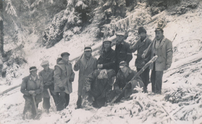 Munkaszolgálatosok a hegyoldalon télen