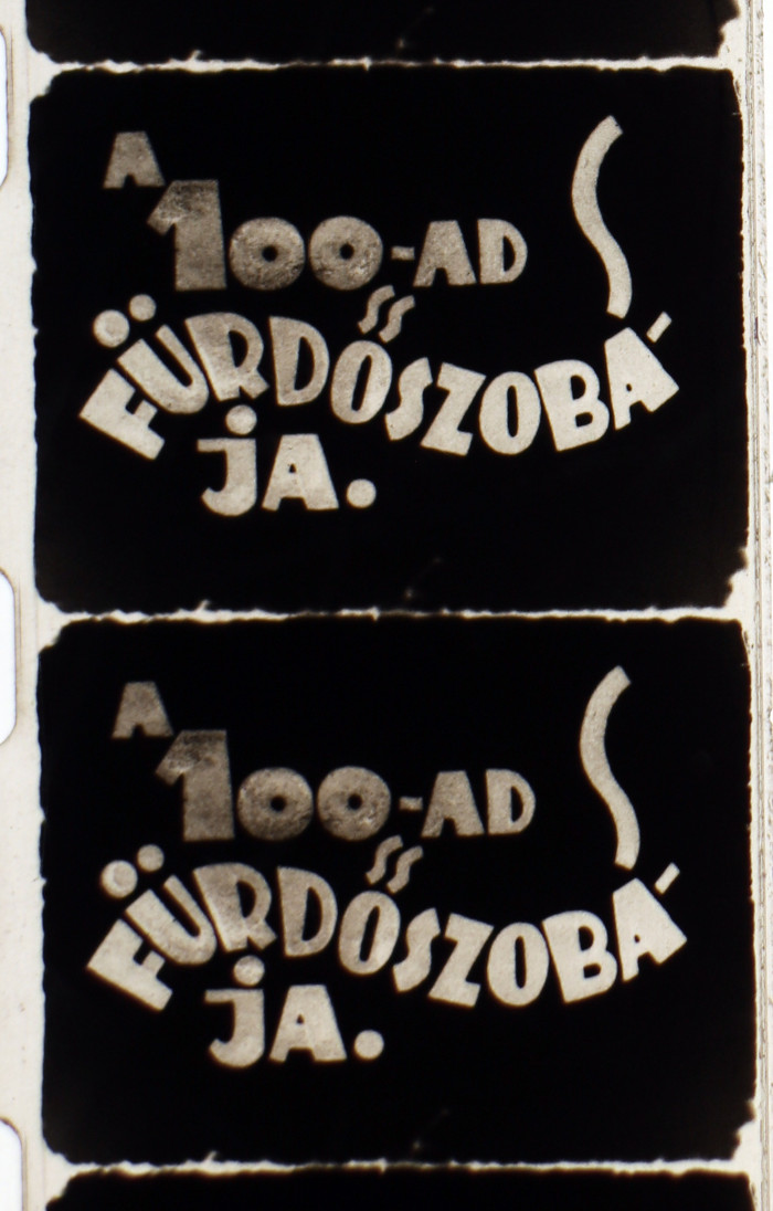 "A 100-ad fürdőszobája" filmkocka INSERT?